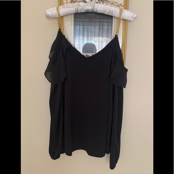 Michael Kors cold shoulder top - Picture 3 of 5